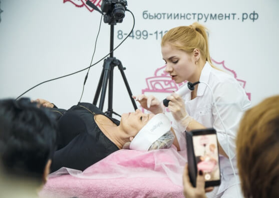 Профессиональное оборудование для салонов красоты в Москве