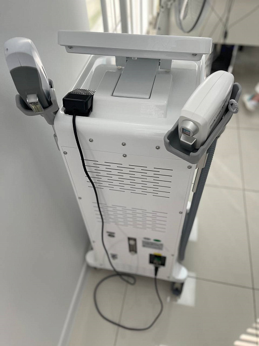 Купить Гибридный лазер (755/808/1064 + Elos) "Beauty instrument Hybrid Prof" (напольный) по цене 